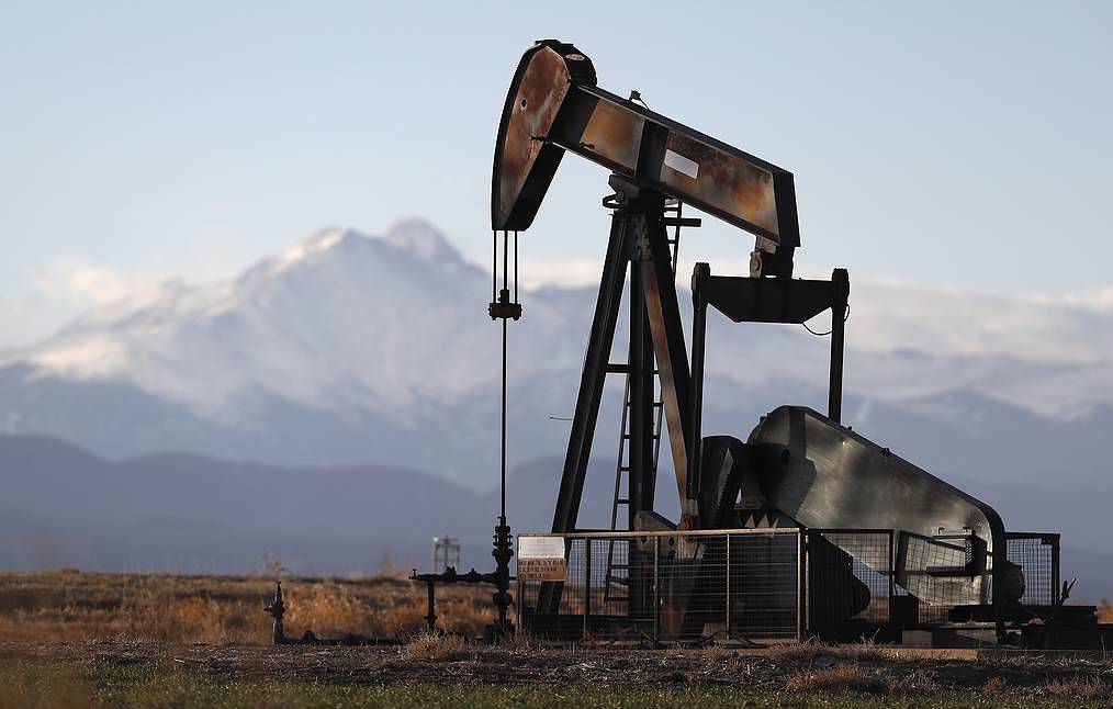 Brent oil falls below $27 first time since September 2003