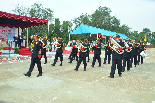 आरपीएफ बैंड ने स्टेशन पर बजाई देशभक्ति की धुन, आजादी के अमृत महोत्सव के तहत 20 स्टेशन पर होगा कार्यक्रम