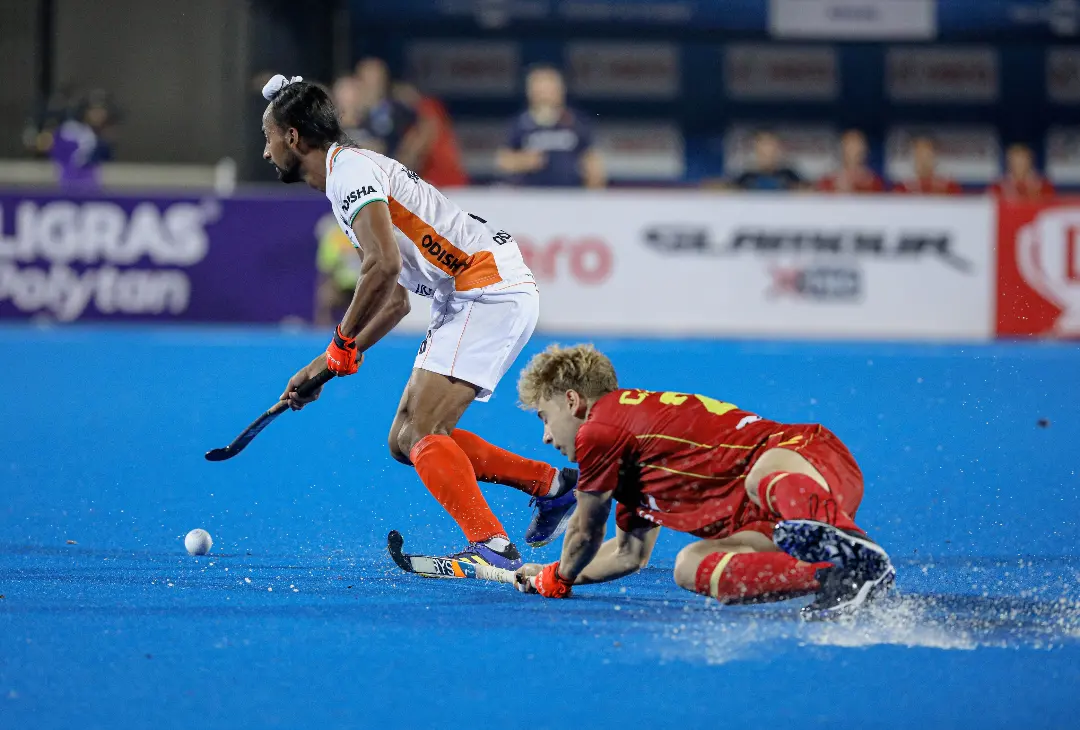 Spain beat India to win their second match of FIH 