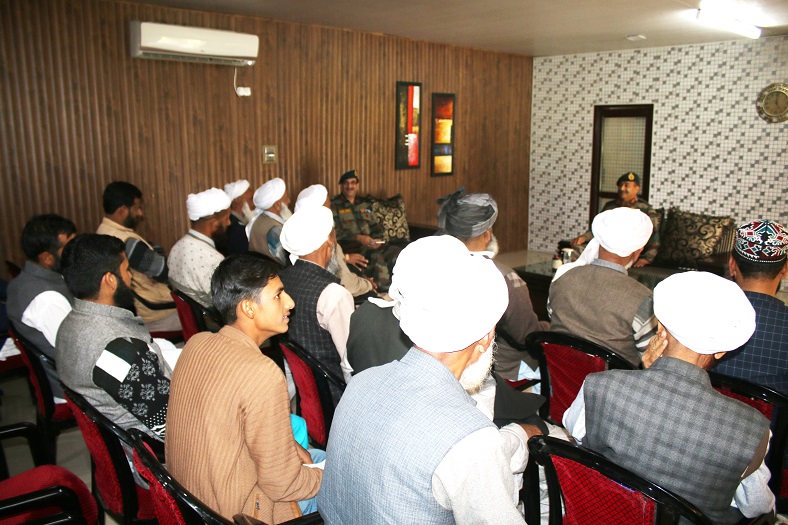 CHINAR CORPS COMMANDER INTERACTS WITH GUJJARS AND BAKARWALS
