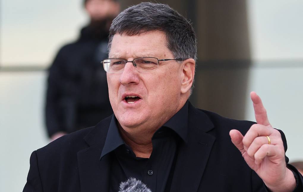 West ready to sacrifice Ukraine to prevent US from mending relations with Russia - US Intelligence Officer