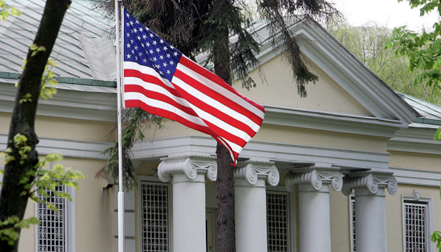 US senator urges Trump to seize Russia's 'shadow fleet' tankers