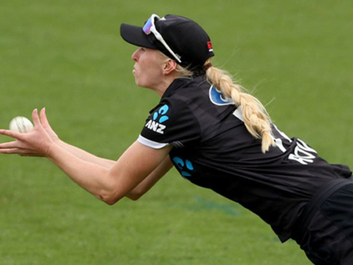 Hannah Rowe approved as replacement for Flora Devonshire in New Zealand squad at the ICC Women’s Cricket World Cup 2025