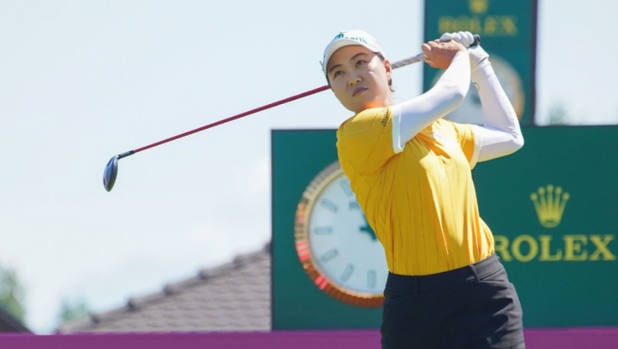 Ruffels leads, Lee hunting more history at Evian Championship