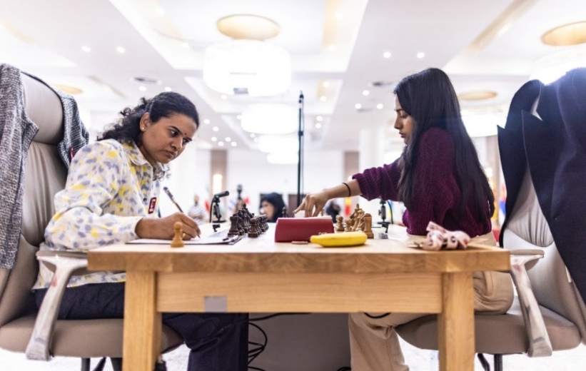 Narrow escape for Humpy Koneru; solid start by Divya Deshmukh at FIDE Women's World Cup Final, Game 1