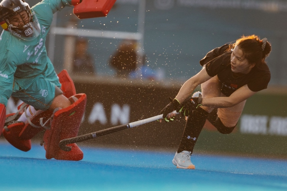 Hobart delivers double shootout drama as Chinese women and Spanish men prevail