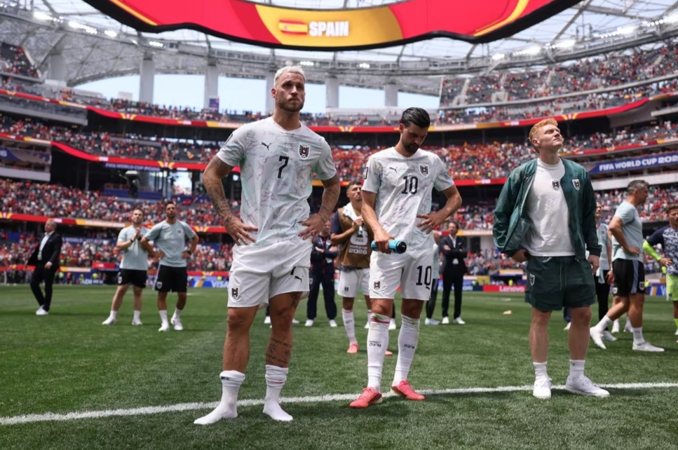 Alaba, record Arnautovic and Schlager discuss the World Cup exit at the hands of Spain