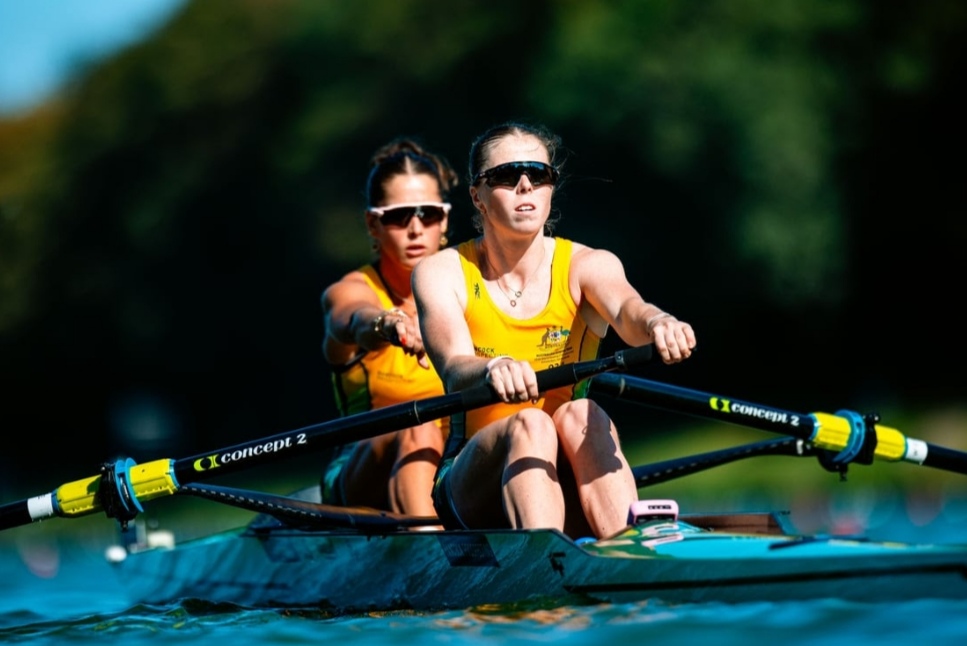 Smooth Take Off for Rowsellas with First Three Crews Advancing to Next Round