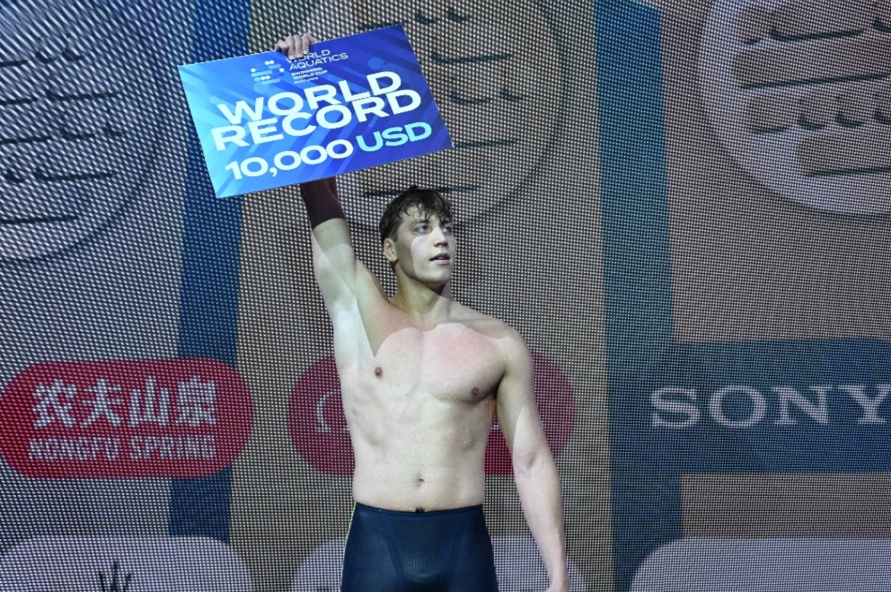 Kornev matches 100m Freestyle World Record on day two of Swimming World Cup in Baku