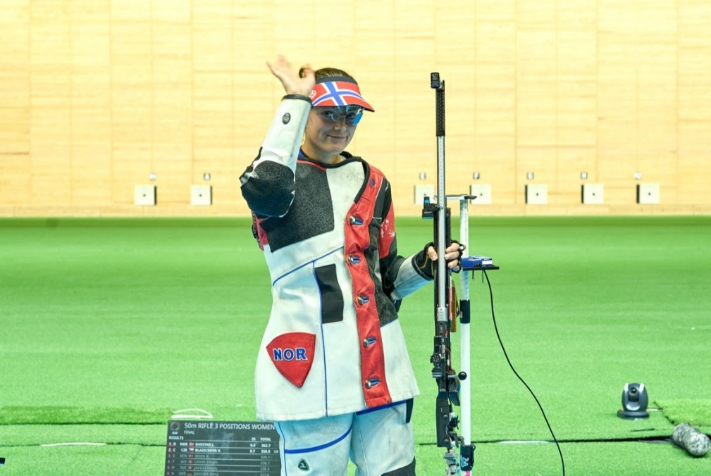 From qualification leader to Cairo champion, Duestad takes 50m Rifle 3 Positions gold
