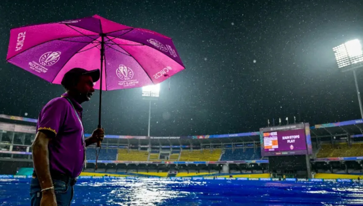 Rain curtails Pakistan's chance of famous win over England