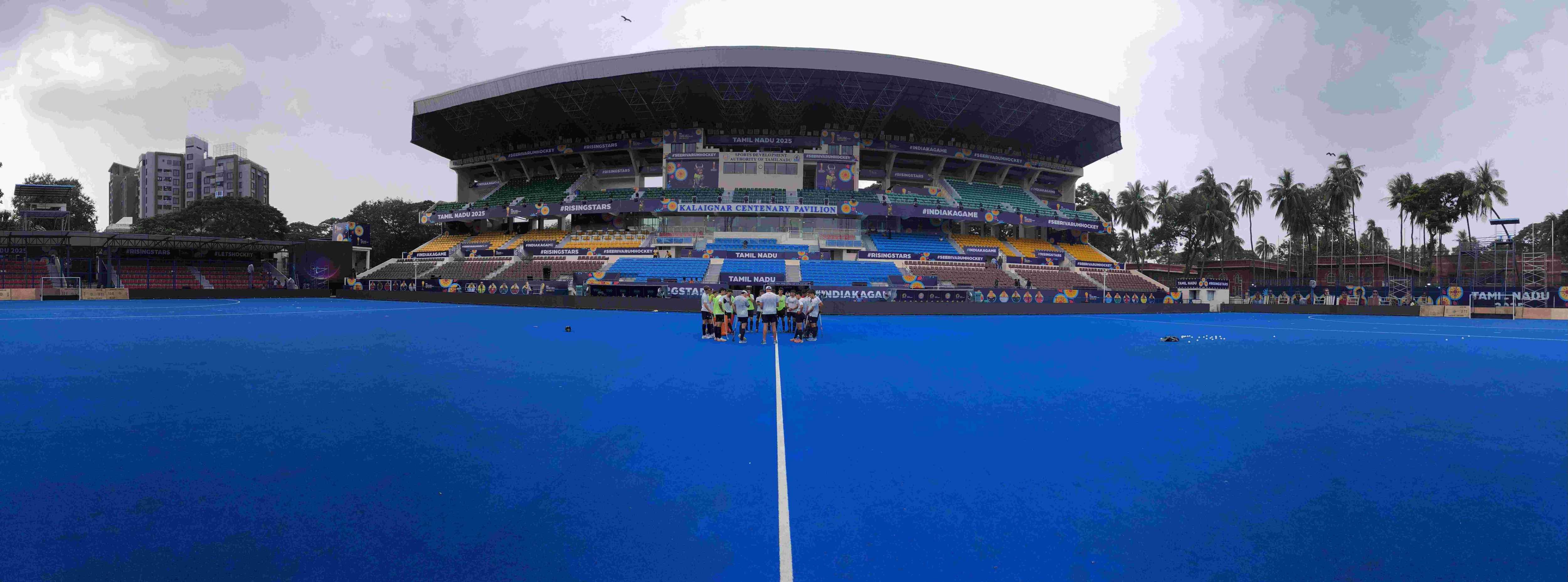 We are proud to play in orange and strive for maximum results during the World Cup - Van Der Veen