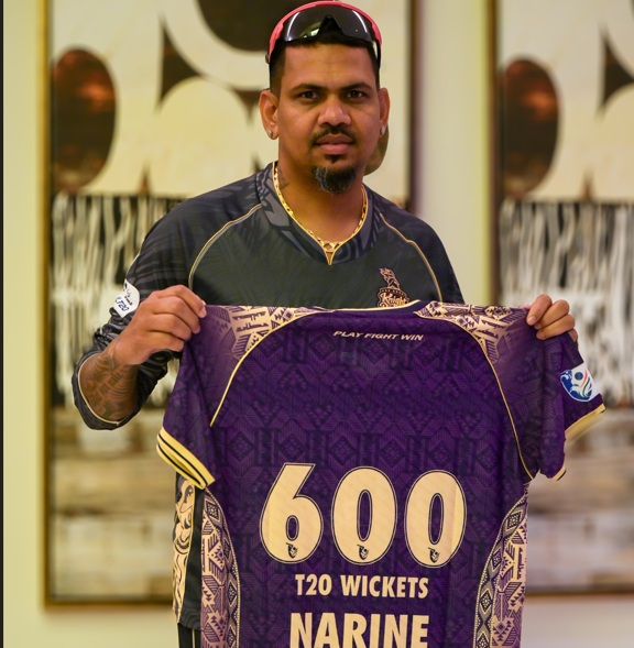 Abu Dhabi Knight Riders pay tribute to Sunil Narine after historic bowling feat