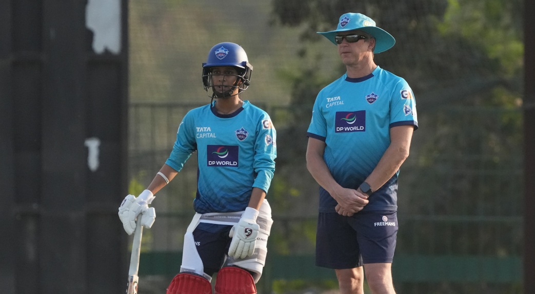 “When we play well, we can beat any side”: Head Coach Jonathan Batty as Delhi Capitals eye playoff spot