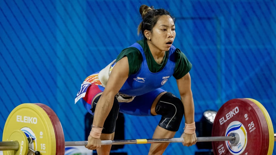 Snatch record smashed by Mirabai Chanu Saikhom with a best lift