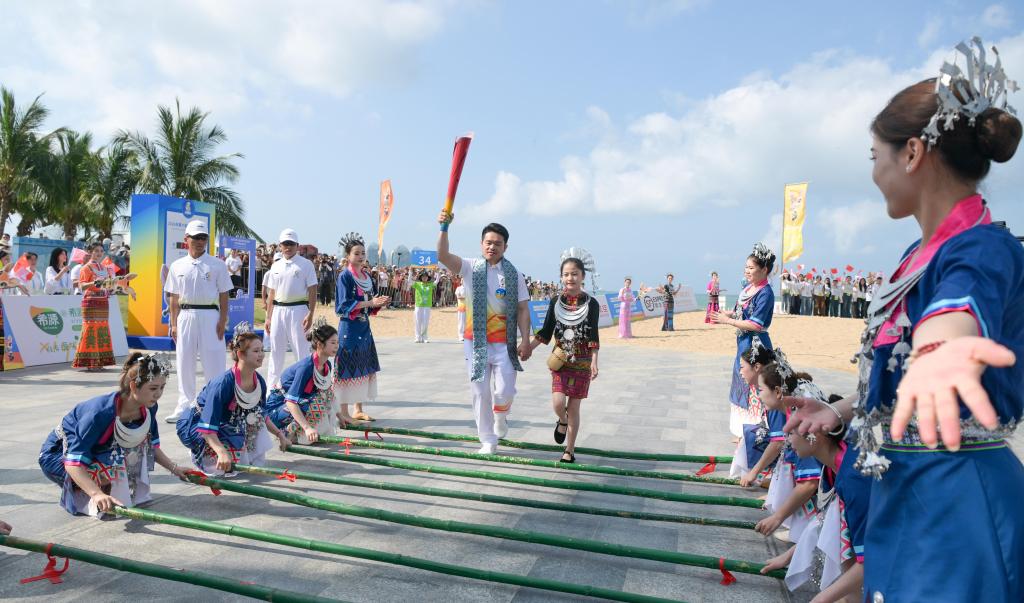 Flame lighting ceremony and torch relay for Sanya Asian Beach Games conclude