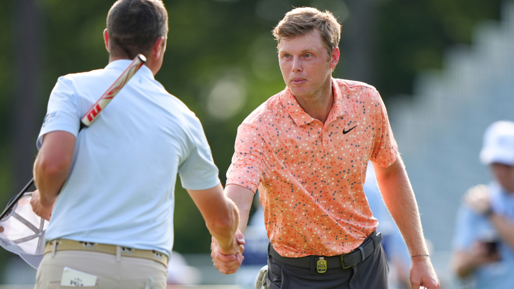 Cam Davis T2 at US PGA Championship, Richard Green leads Regions Tradition