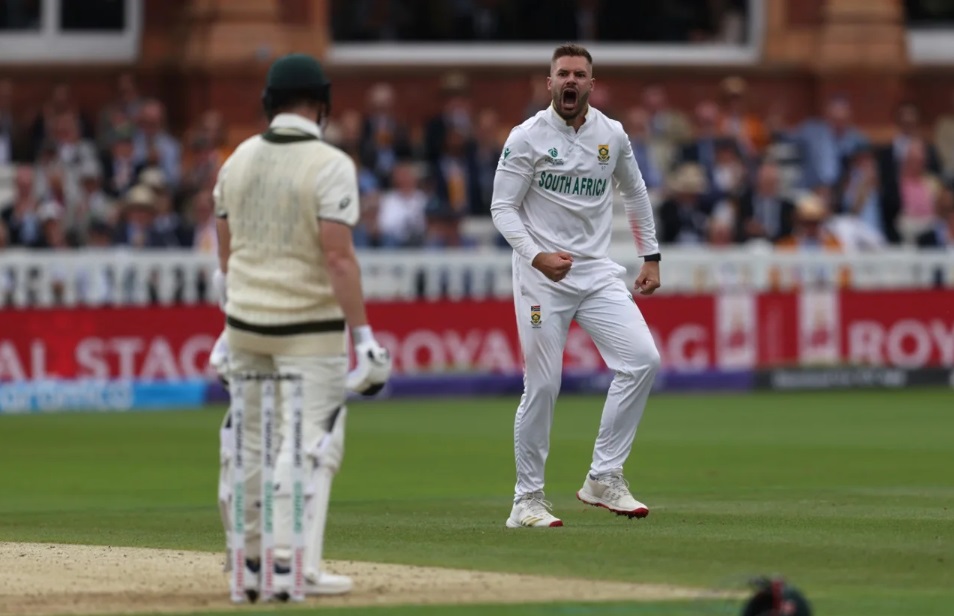 Australia fight back against Proteas as wickets tumble at Lord’s