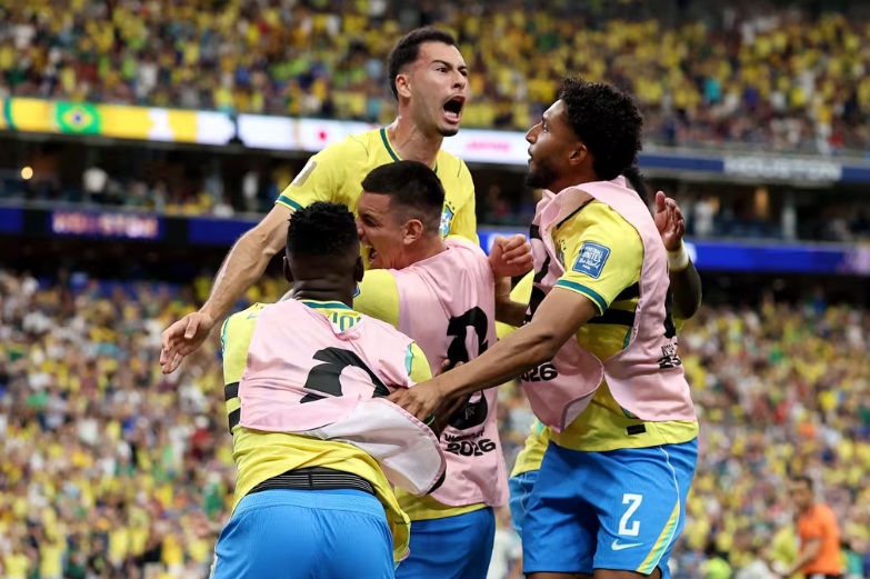 Martinelli's late strike earned Brazil a dramatic victory against Japan in Houston