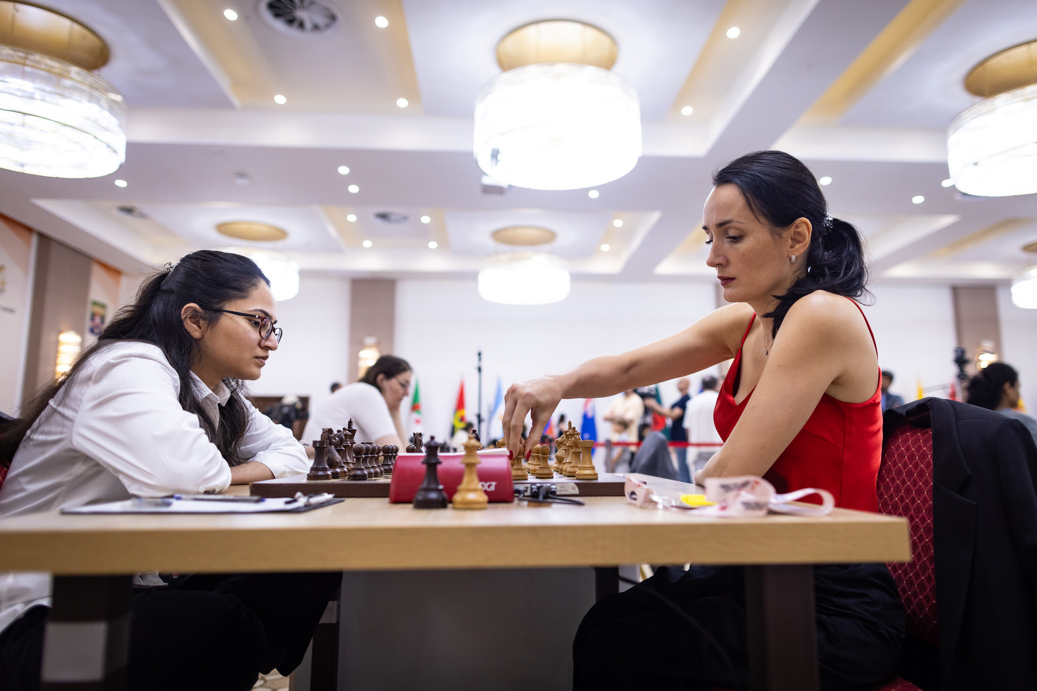 Gunina and Lagno roar back at FIDE Women's World Cup