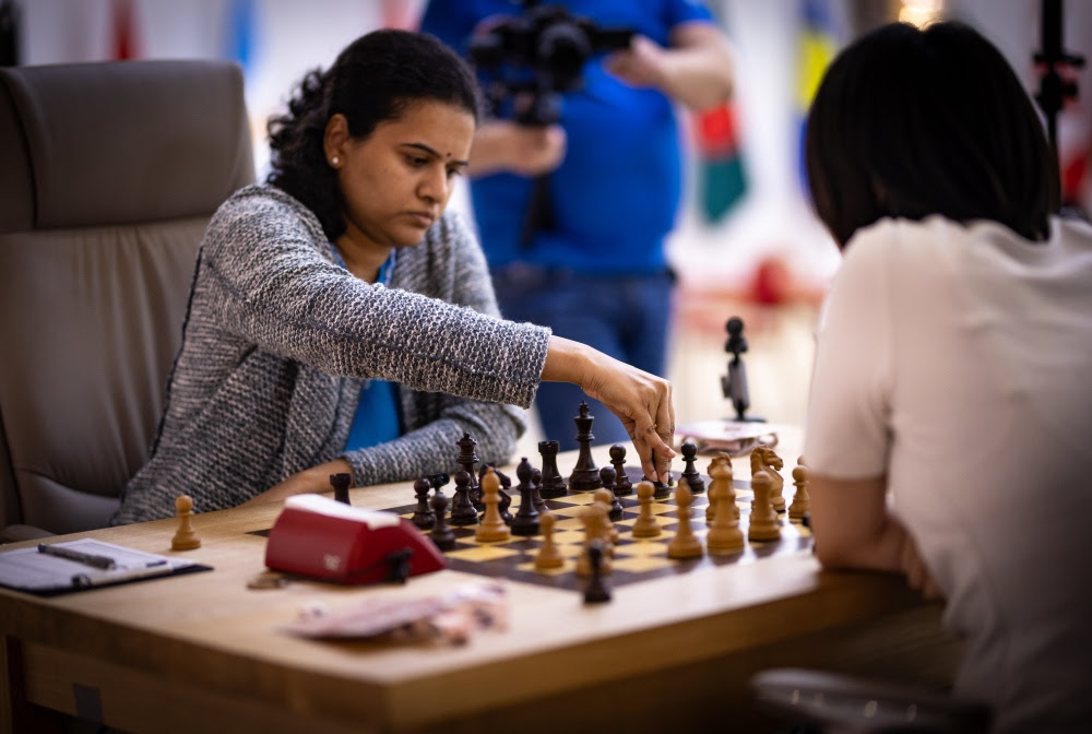 Humpy clinches victory in thrilling tiebreak at FIDE Women’s World Cup