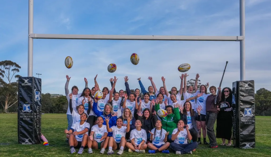 Australia rugby legend Shannon Parry surprises local girls in Melbourne with coaching masterclass ahead of Women’s Rugby World Cup England 2025