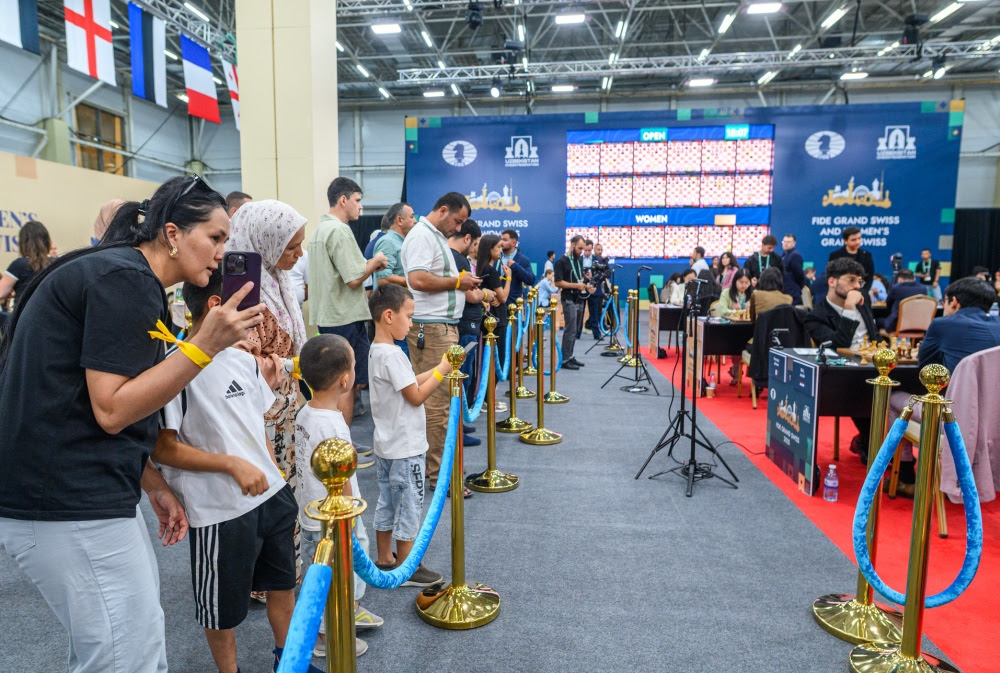 A five-way race in the Open ahead of the final round at FIDE Grand Swiss 2025